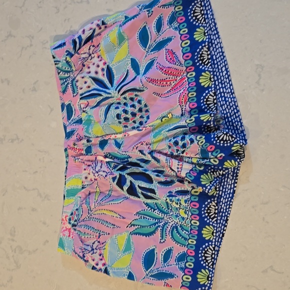 Lilly Pulitzer Pants - Lilly Pulitzer "Katia" Shorts — Once Upon a Tide, Size XL